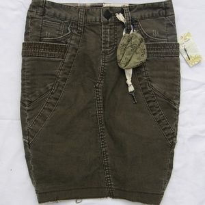 New without tags Free People brown skirt 27